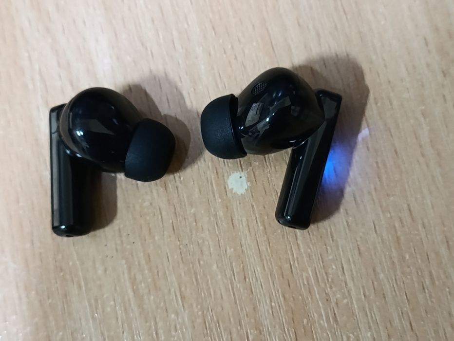 Блютуз навушники Sony - Mate 50. Чорні.