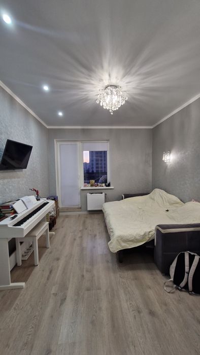 Срочно! ЭКС  1но комнатная на Сахарова с  ремонтом мебелью  за 48 500