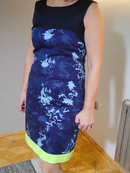 Sukienka codzienna niebiesko granatowa