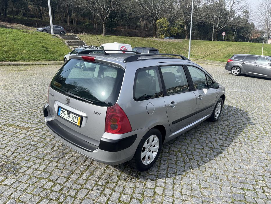 Peugeot 307 1.4i 16v 90cv Navitec 2004