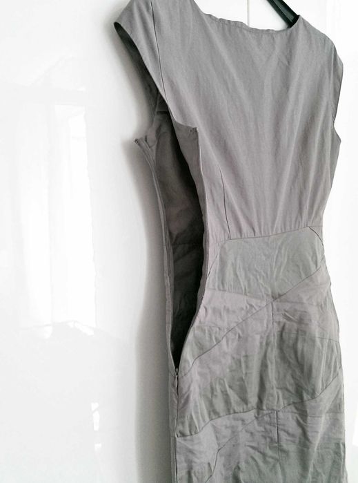 Sukienka ołówkowa szara popielata obcisła elegancka wizytowa 36