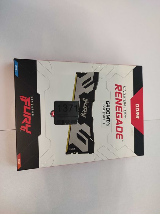 Kingston Renegate 16GB  6400mts cl32 DDR5