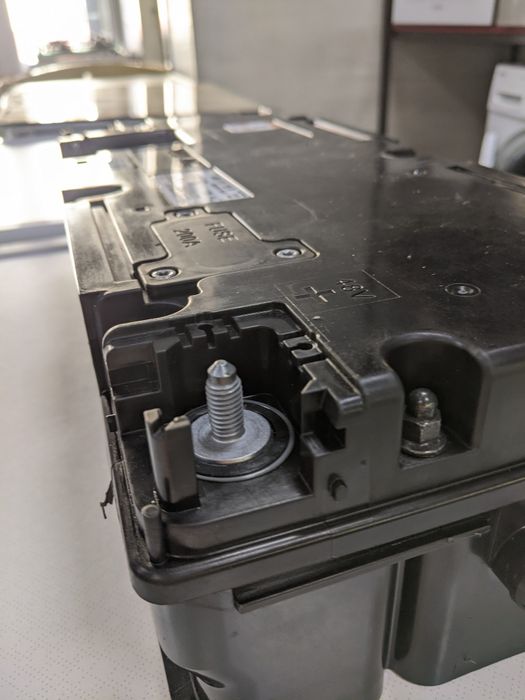 Акумуляторна батарея 4M0915105B AUDI