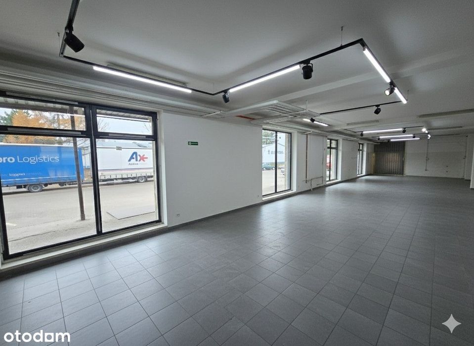 Lokal 450 m2