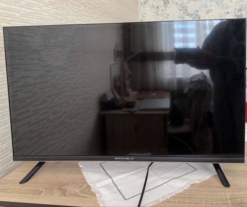 телевізор GRUNHELM
