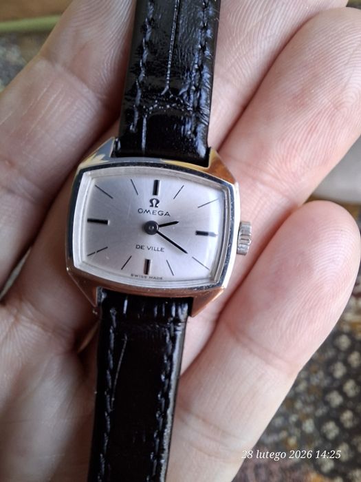 Śliczna damska Omega