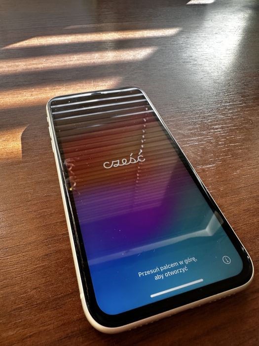 iPhone 11 - używany - stan idealny - bateria 80%