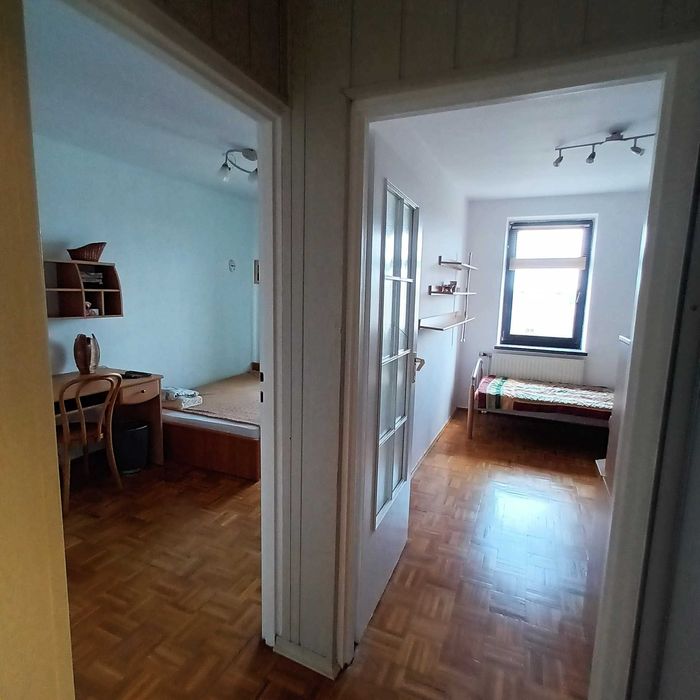 Pokoje dla  studentow,- dwa dostępne.  Nysa centrum.