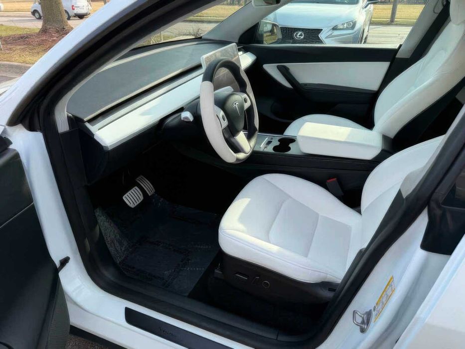 Tesla Model Y Performance      2022