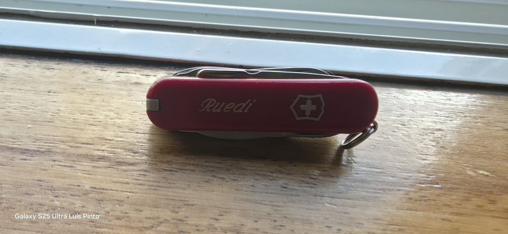 Vendo Canivete Suíço Original da marca Victorinox Antigo