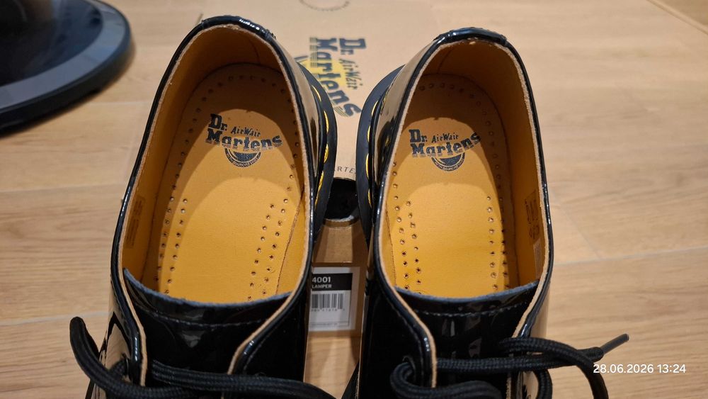 Dr. Martens 40 lakierowane