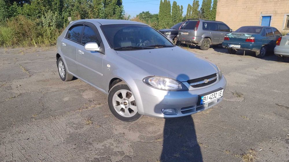 Продам Chevrolet Lacetti 2010