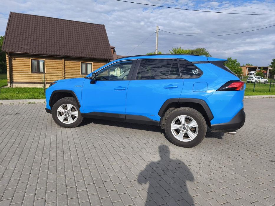 Toyota RAV4 2020 гібрид