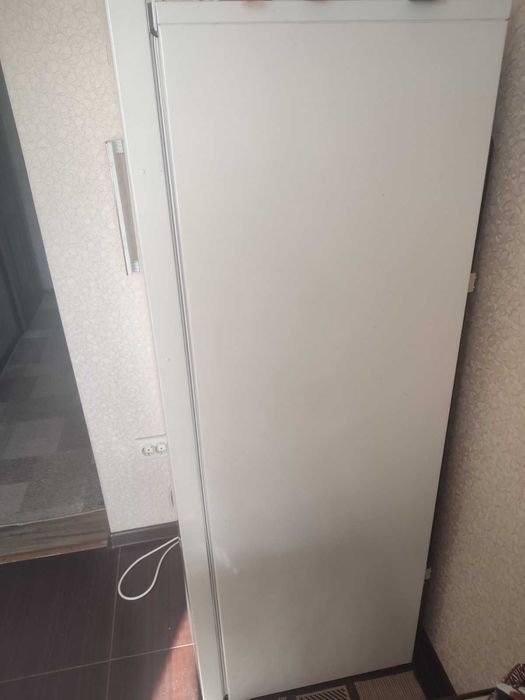 Морозильна камера BEKO