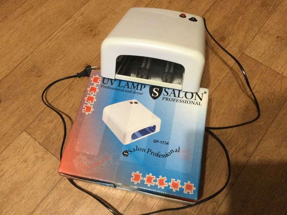 Лампа для манікюру УФ Salon Professional 36 Вт (SP-1734)