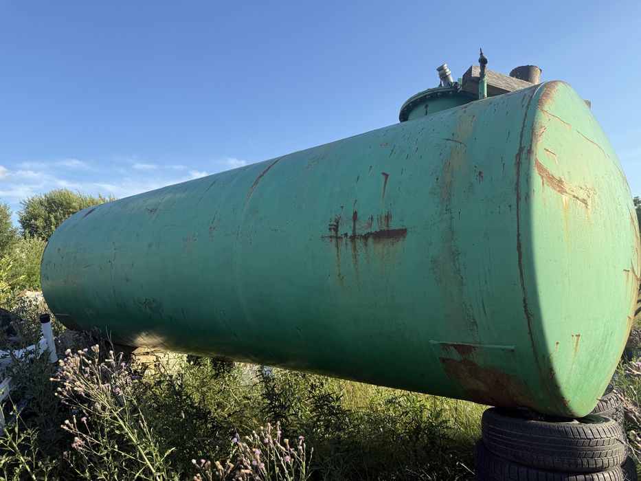 stalowy dwupłaszczowy zbiornik na paliwo 10 000 l (10 m³)