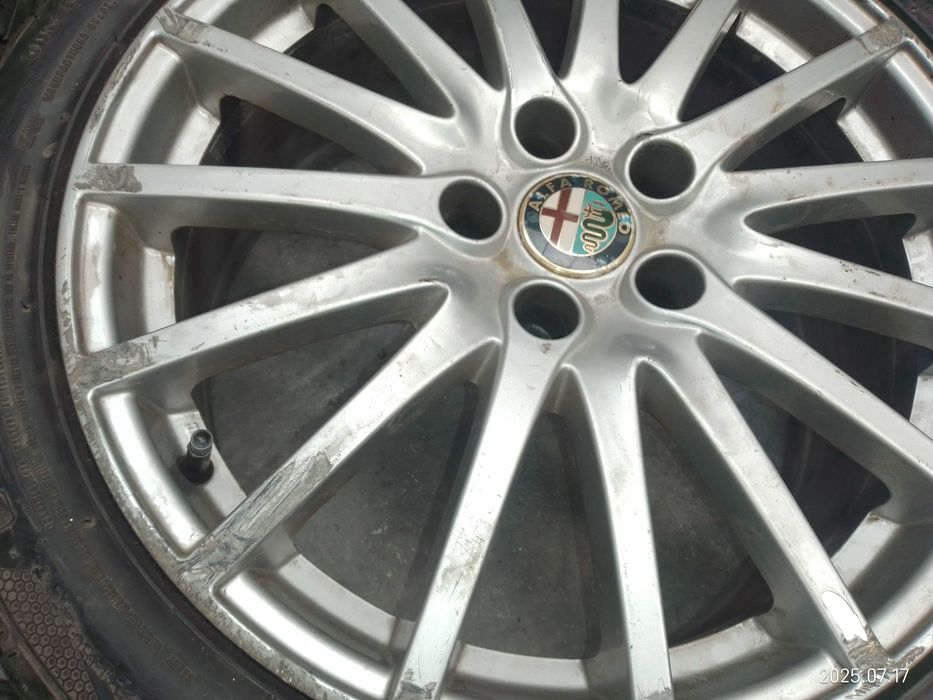 Jantes Alfa Romeo  235/45r18