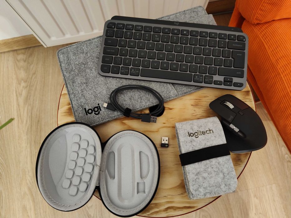 Zestaw klawiatura Logitech Logi MX Keys Mini + Mysz MX Master 3S +Etui