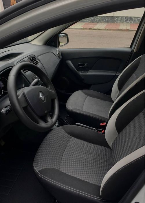 Продам renault logan 1,2 газ/бензин