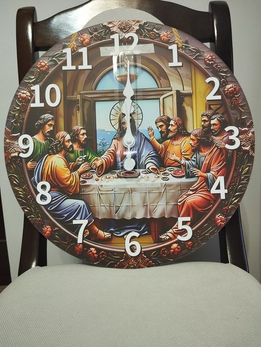 Годинник настінний