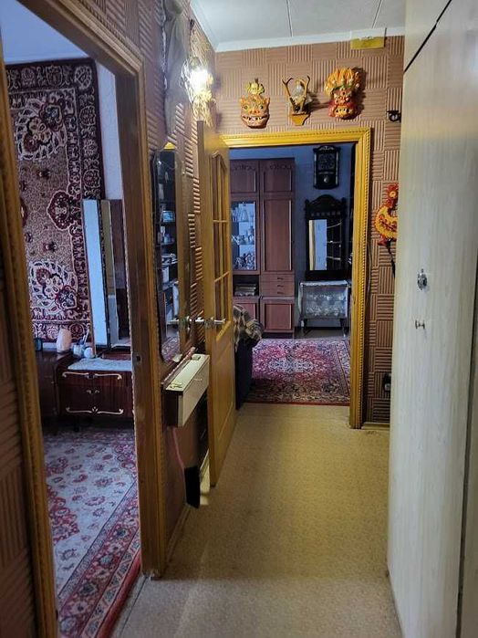 Бровари продам 2 кім.квартиру вул.Незалежності.
