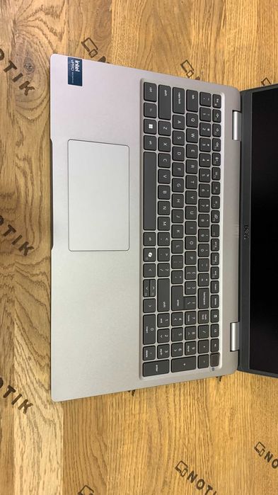 Dell Latitude 5550 Ultra 7 165U/16Gb DDR5/512ssd/ FHD  NEW