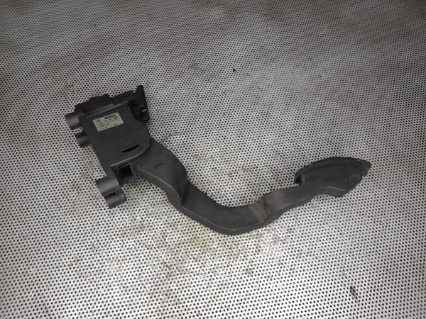 Pedal do acelerador FIAT Bravo II (198_)