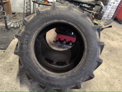 Opony mitas 240 70 r16