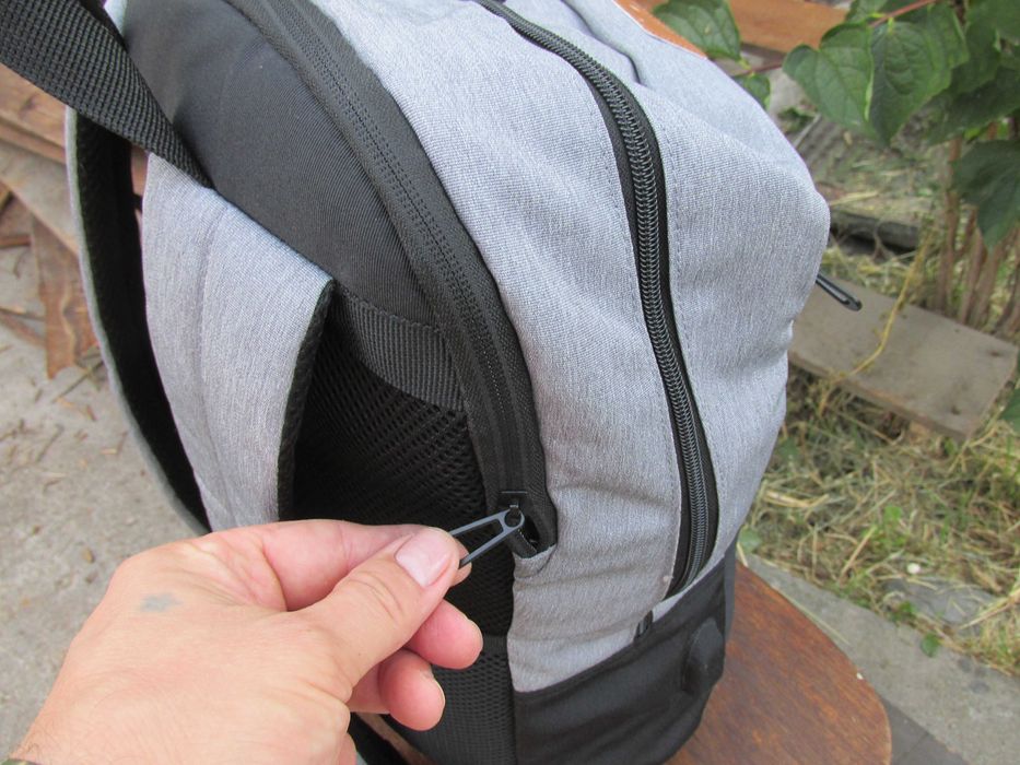 Рюкзак с выходом USB