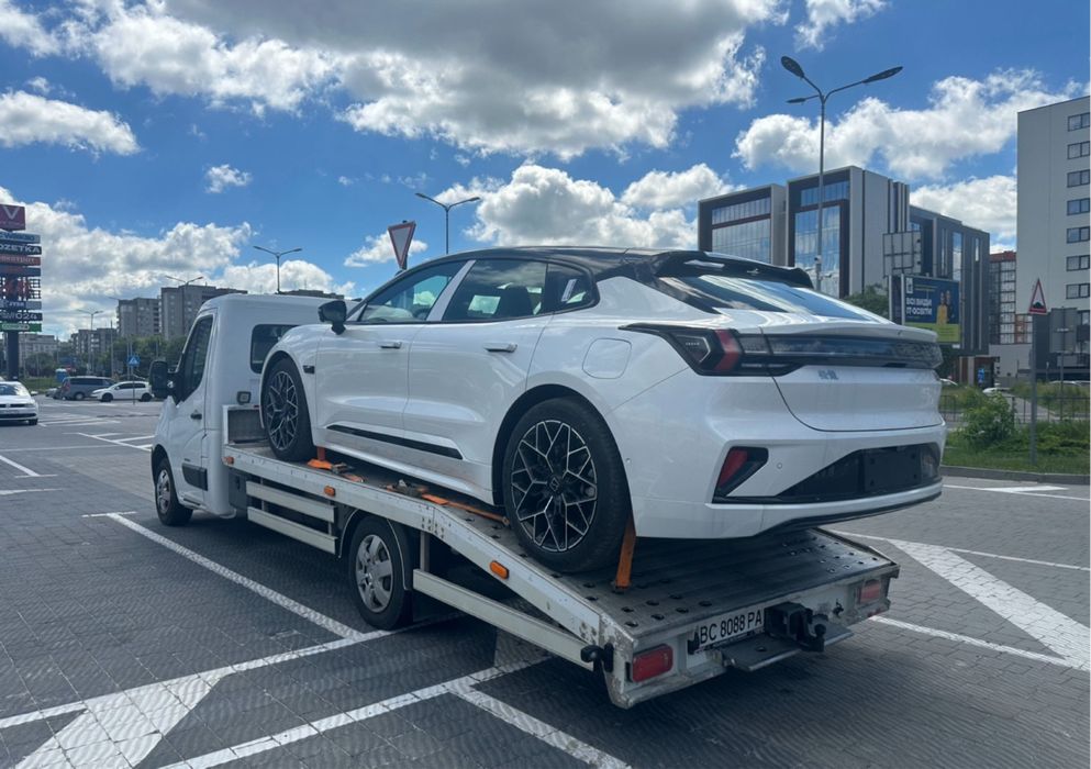 Евакуатор 24/7 по хороших тарифах!