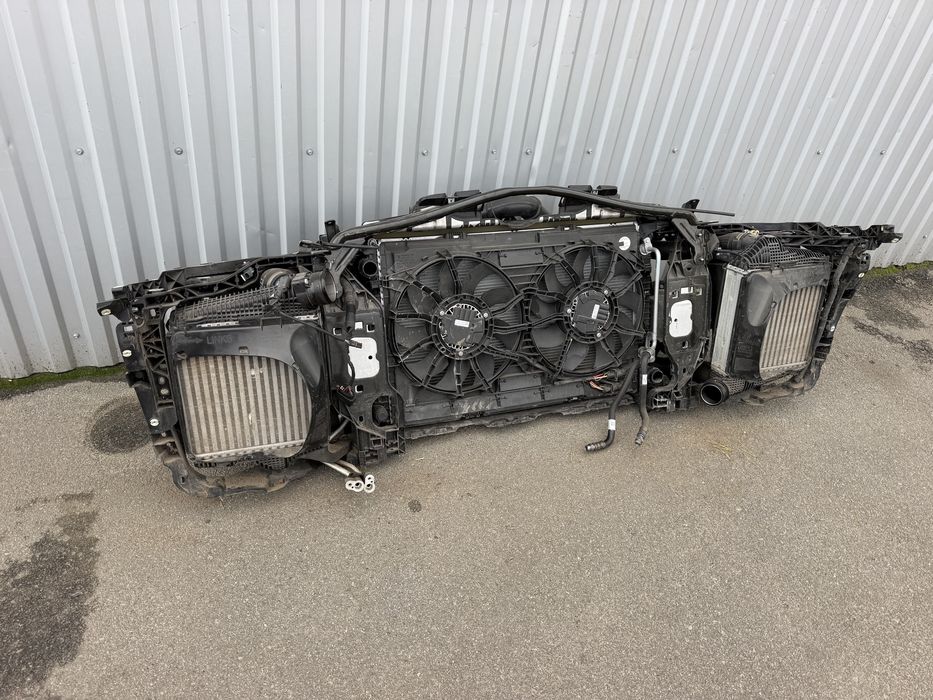 Porsche macan установочна панель по детально