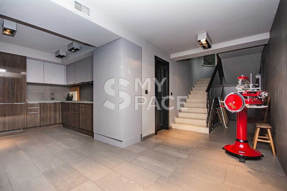 Ексклюзивний будинок Радченка Совки Солом'янка пр. Лобановскього відео