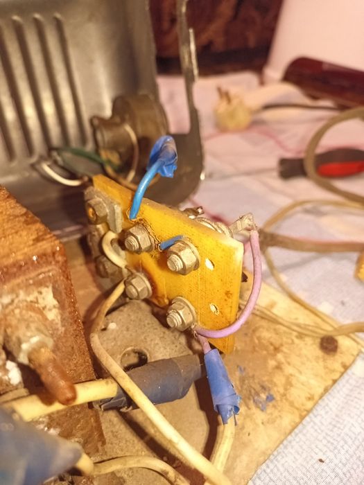 Трансформатор ,зарядне