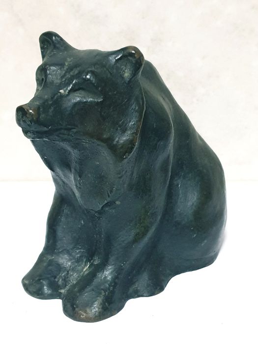 Conjunto de 3 esculturas de ursos em bronze assinadas