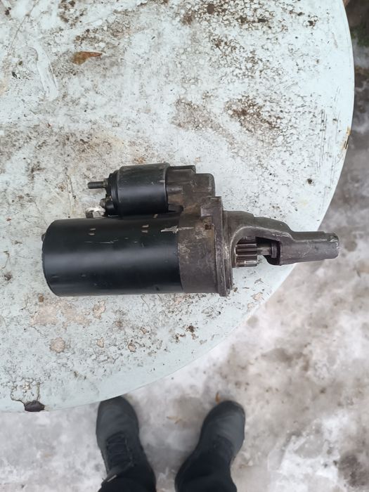 Продам стартер Ауди А6 с5 2.5 или.