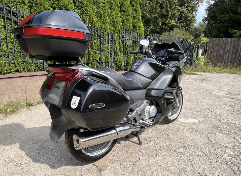 Honda NTV 700  super stan