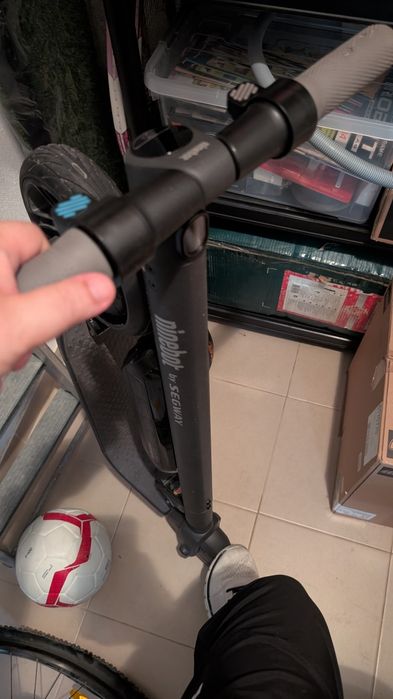 Trotinente Segway Ninebot ES4