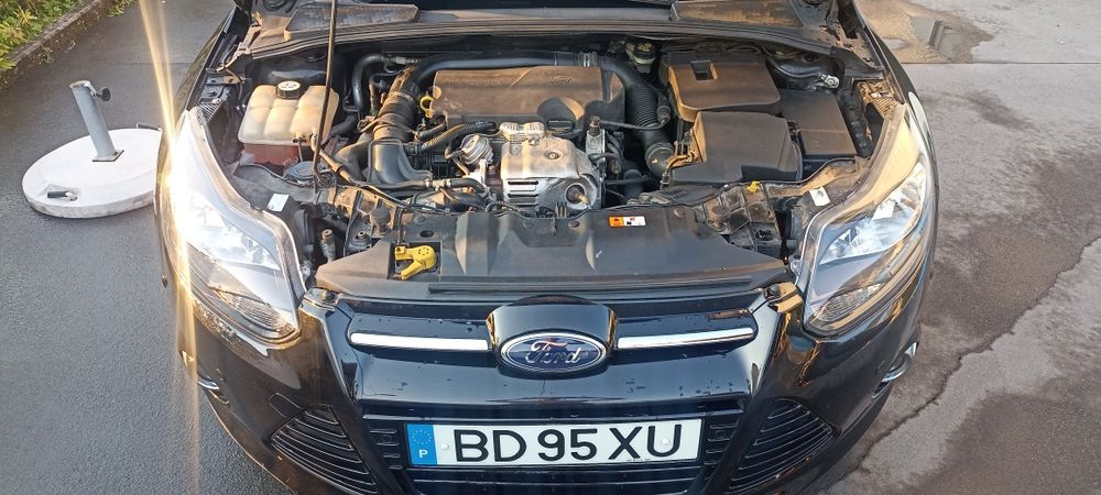Ford Focus 1.0 EcoBoost Titanium|125cv|Correia e Bomba Óleo Mudadas
