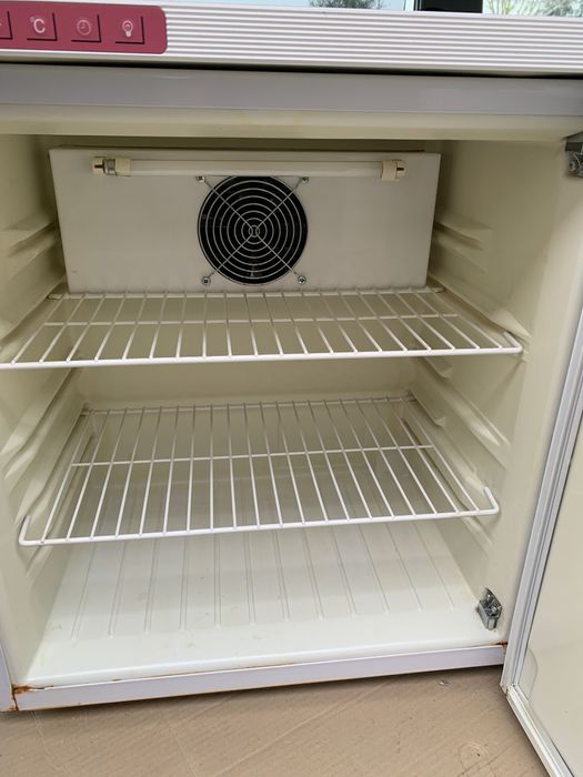 Cieplarka szafa termostatyczna