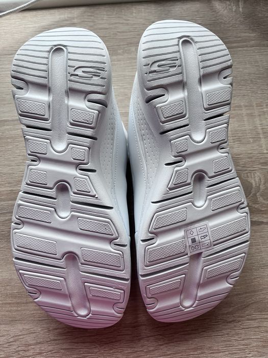 Шкіряні кросівки skechers archfit (США) оригінал!