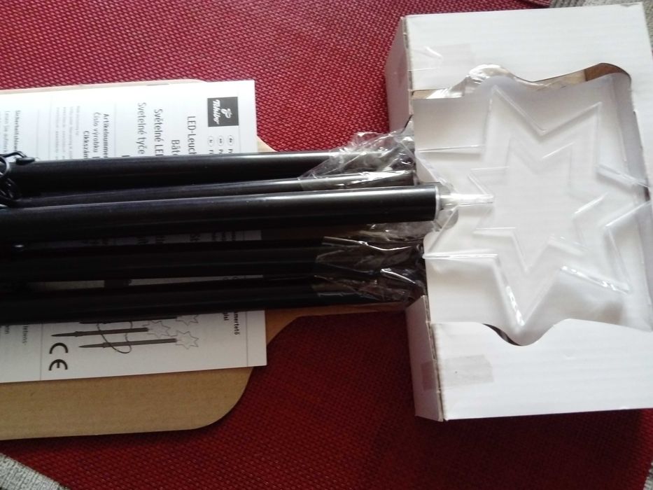 Świetliki LED w formie gwiazdek na drążkach, 5 szt