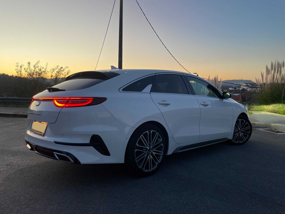 Kia ProCeed GT 1.6 CRDI DC7 (Automática) - 96000km