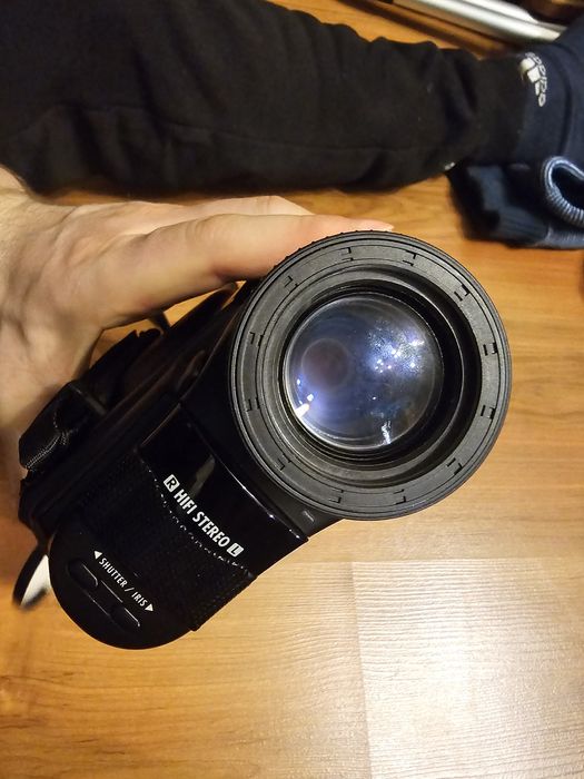 Grundig LC 760 SC kamera analogowa vhs-c