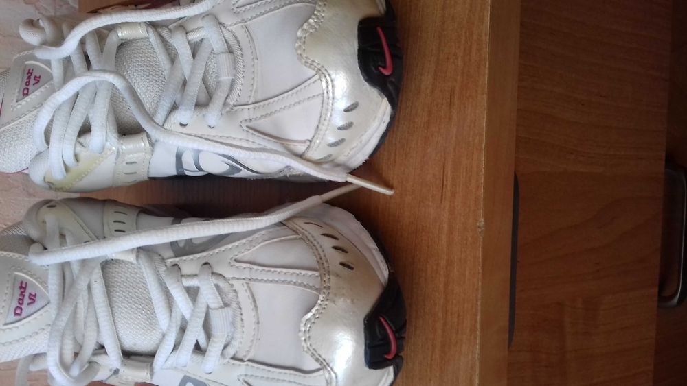 Buty damskie Nike 37.5