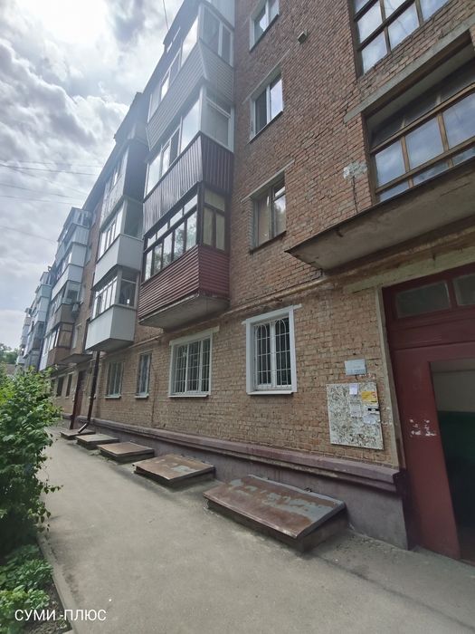 Продаж двокімнатна квартира в Центрі