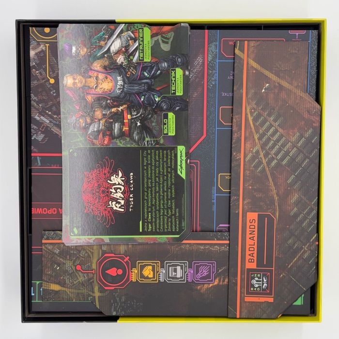 Insert do Cyberpunk 2077 Gangi Night City