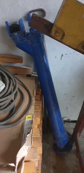 Hydrant podziemny z kluczem