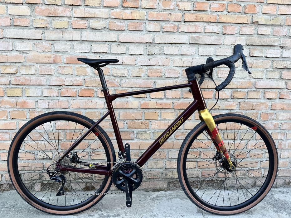Гравійник гравел Bergamont  full Shimano 105!!!