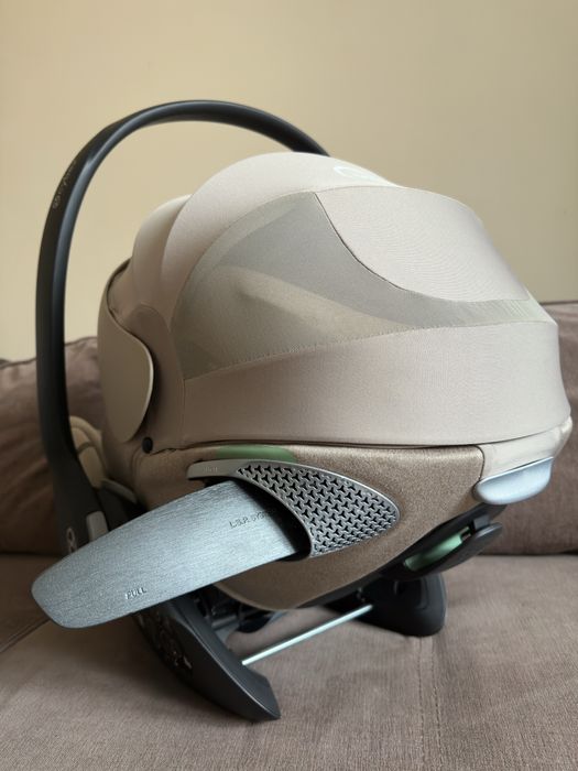 Автокрісло Cybex Cloud T +