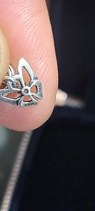 Pulseira  Pandora ME  em prata.
